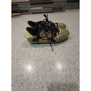 Under Armour Yellow Black Youth Kids Size 3 3Y Low Top Soccer Cleats Shoes